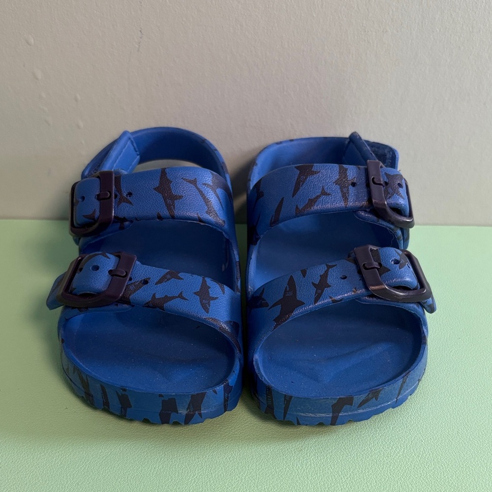 Navy Blue Shark Print Sandals, Toddler Boy size 7-8, Kid Pool or Beach Shoes